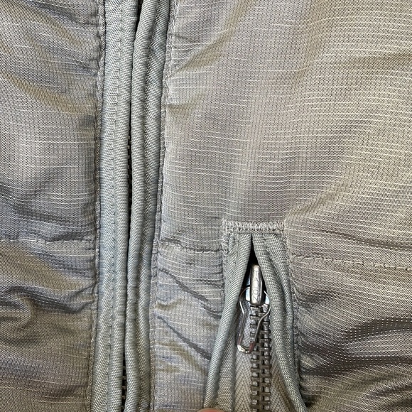 Eddie Bauer 550 Down Yukon Model Hooded Jacket Coat Pockets Gray Women's Medium - Picture 11 of 16